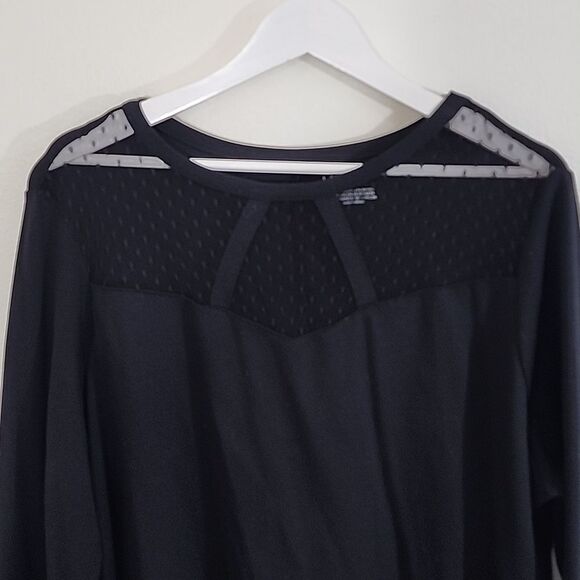 Lane Bryant long sleeve top with mesh neckline size 18-20 - Picture 2 of 8